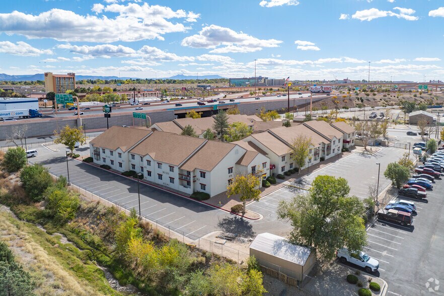 Primary Photo Of 1315 Menaul Blvd NE, Albuquerque Hotel For Sale
