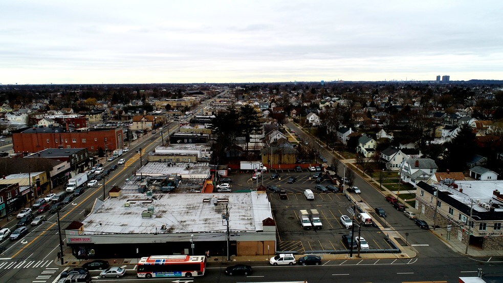 More Photos Of 140-144 Jericho Tpke, Mineola Storefront Retail Office For Lease