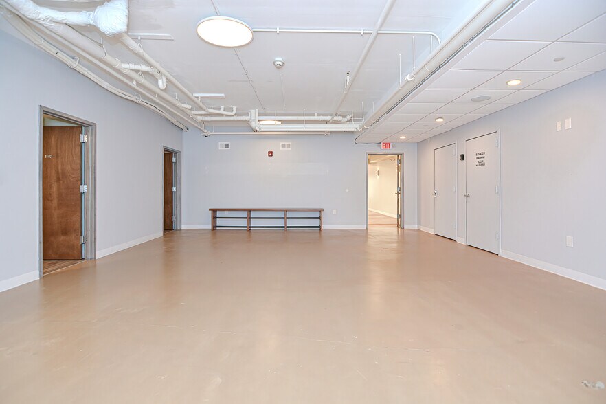 More Photos Of 24-28 High St, Medford Apartments For Lease