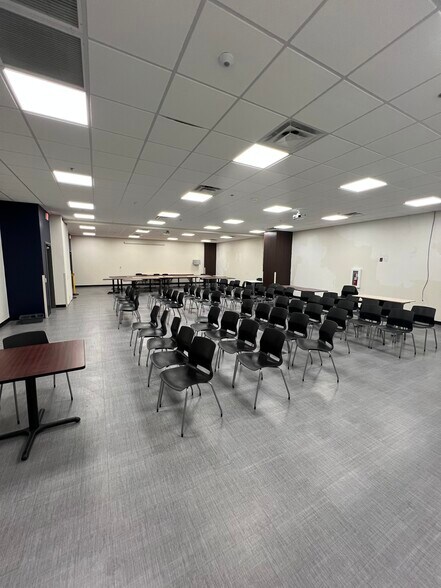 More Photos Of 87 Mill St, Liberty Manufacturing For Sale