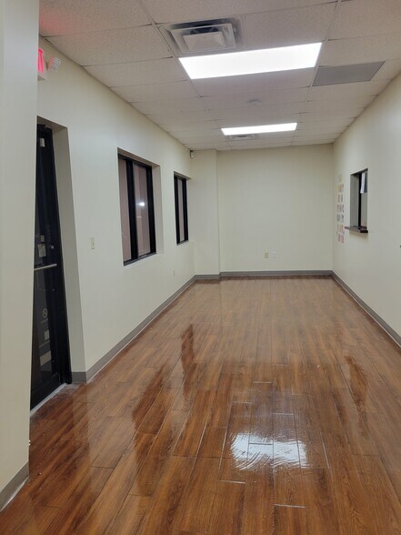 More Photos Of 125-175 Buckcreek Rd, Simpsonville Unknown For Lease