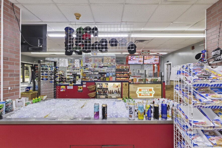 More Photos Of 1610 W Park Ave, Orange Service Station For Sale