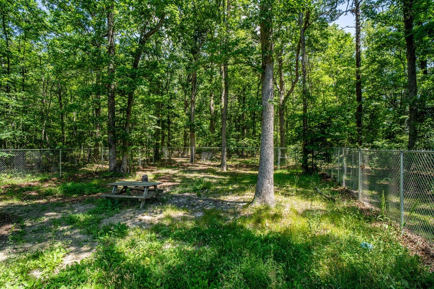 More Photos Of 1001 Mount Torrey Rd, Lyndhurst Office For Sale