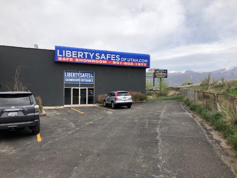 More Photos Of 640 N Main St, North Salt Lake Office For Sale
