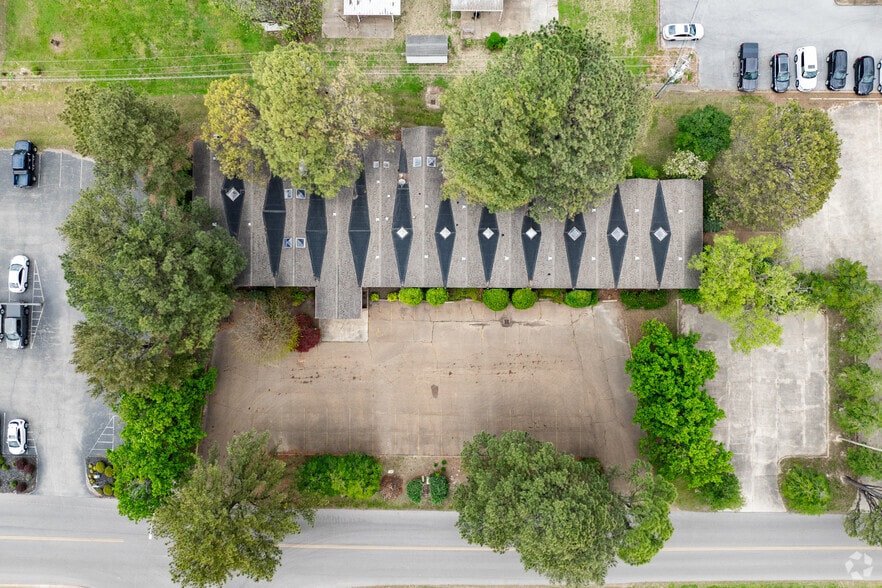 More Photos Of 1312 Bishop St, Union City Medical For Sale