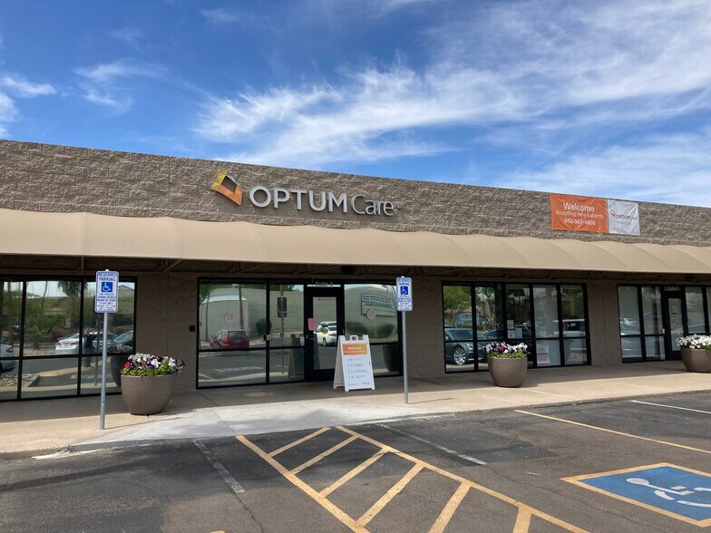 More Photos Of 1107 E Bell Rd, Phoenix Unknown For Lease