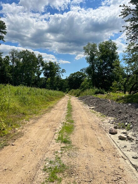 More Photos Of 131 Barclay Dr, Stamford Land For Sale