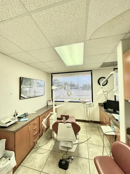 More Photos Of 12732 Brookhurst St, Garden Grove Medical For Sale