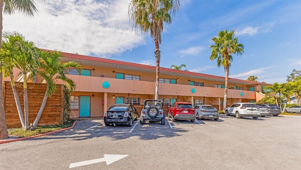 More Photos Of 1405 S Lorenzo Ave, Tampa Apartments For Sale
