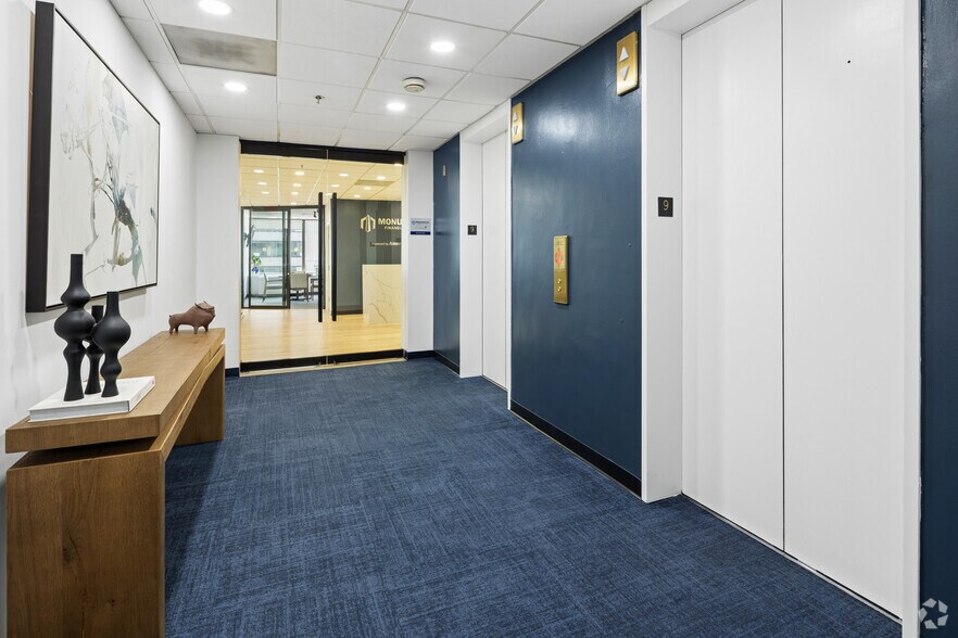 More Photos Of 1627 K St NW, Washington Office For Sale