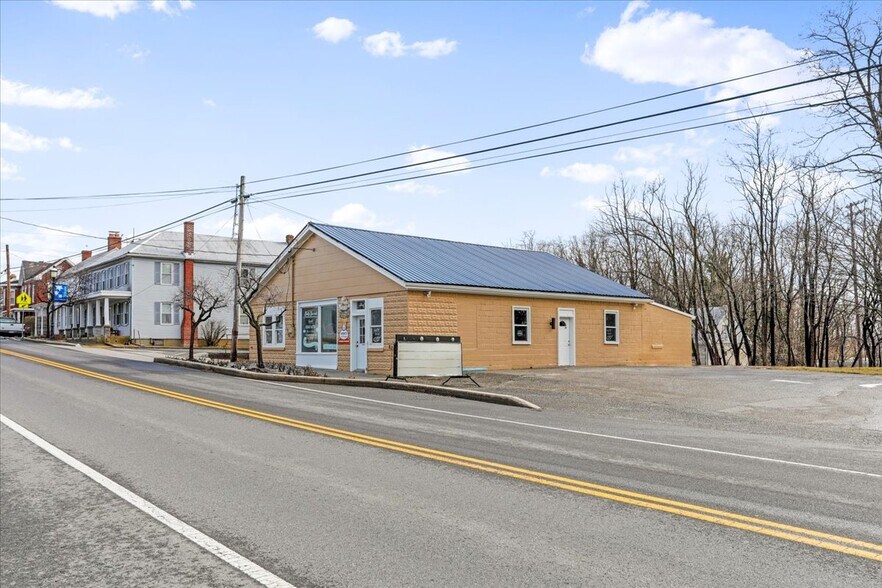 More Photos Of 12621 National Pike, Clear Spring Restaurant For Sale