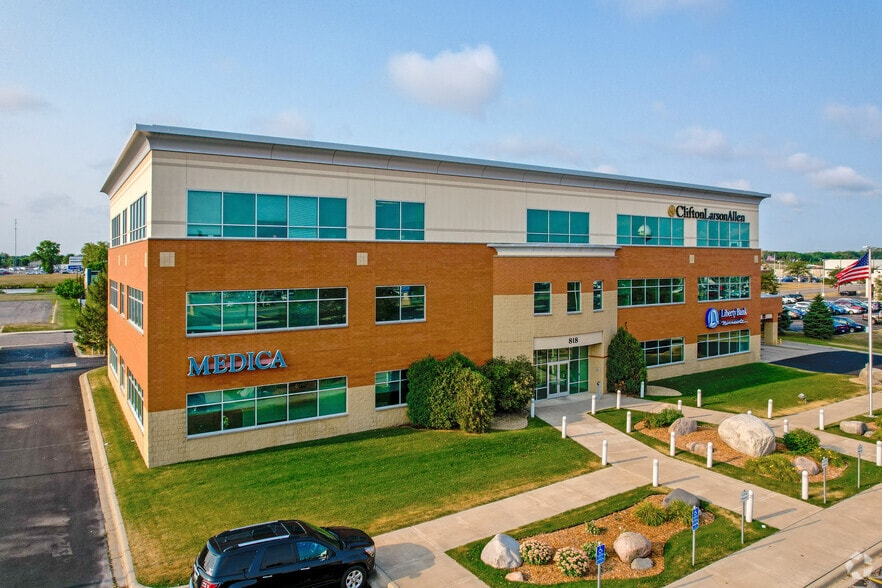 Primary Photo Of 818 2nd St S, Waite Park Medical For Lease