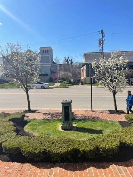 More Photos Of 2752 Erie Ave, Cincinnati Medical For Lease