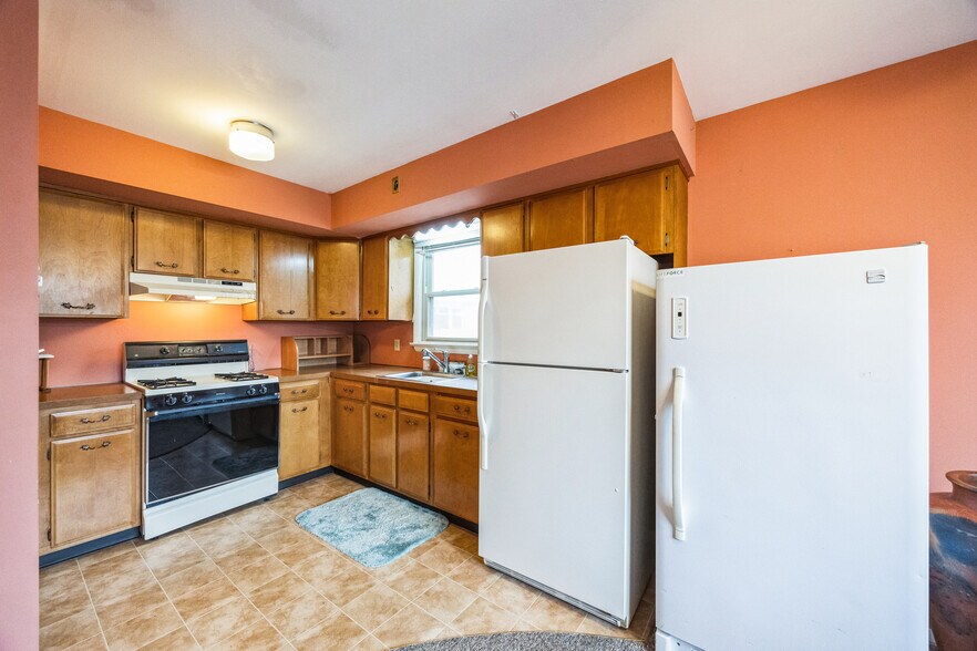 More Photos Of 1 N Valley Ave, Vineland Office Residential For Sale