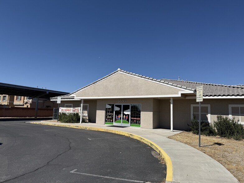 More Photos Of 5695 N Rainbow Blvd, Las Vegas Daycare Center For Lease