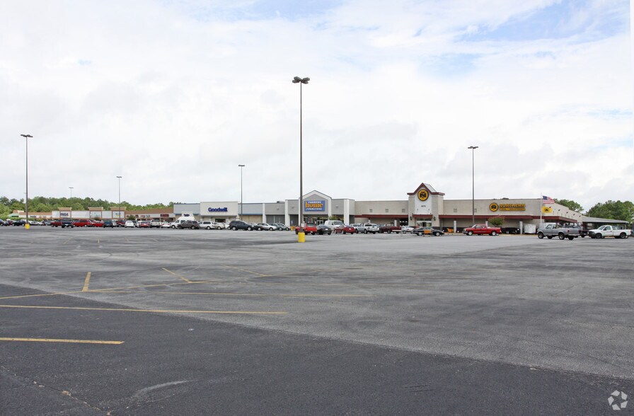 More Photos Of 3797-3879 Highway 138, Stockbridge Unknown For Lease