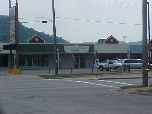 More Photos Of 1521-1611 Losey Blvd S, La Crosse Freestanding For Lease