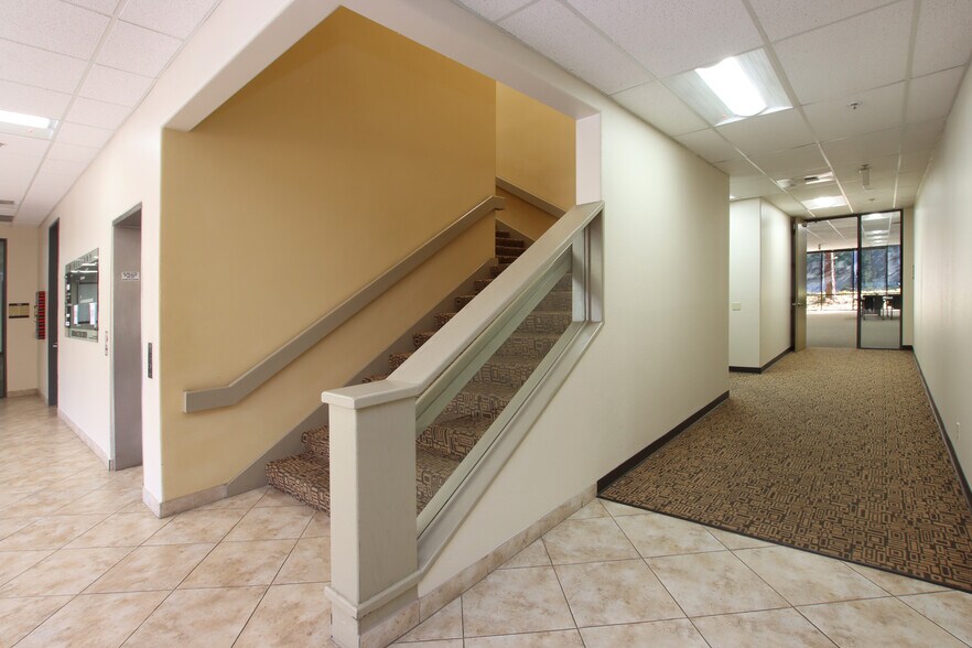 More Photos Of 1800 Green Hills Rd, Scotts Valley Office For Lease