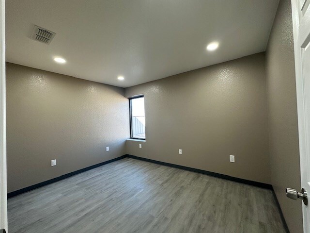 More Photos Of 4424 W 8th St, Odessa Industrial For Lease