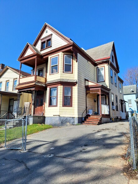 Primary Photo Of 1302 Lenox Ave, Utica Apartments For Sale
