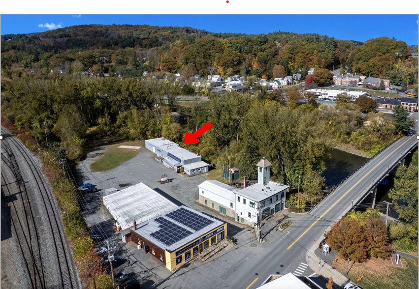 More Photos Of 54 Bridge St, White River Junction General Retail For Lease