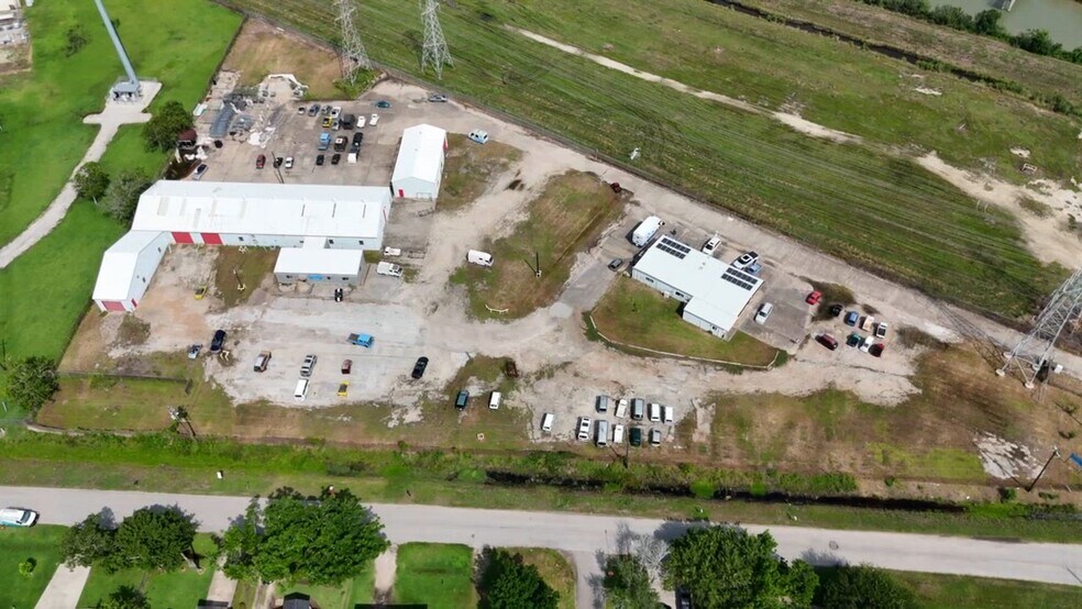 Primary Photo Of 2309 Zapata St, Freeport Warehouse For Sale