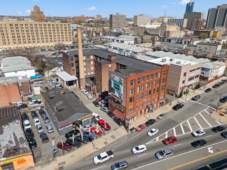 More Photos Of , Newark Unknown For Sale