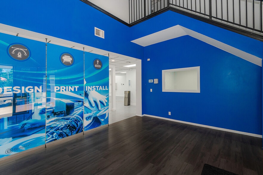 More Photos Of 3650 Coral Ridge Dr, Coral Springs Light Manufacturing For Sale