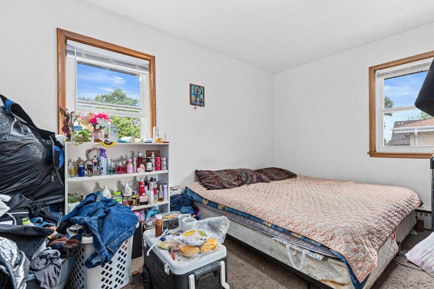 More Photos Of 4220 4th St NE, Columbia Heights Apartments For Sale