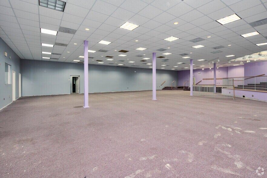 More Photos Of 441 Chaplin St SE, Washington Religious Facility For Sale