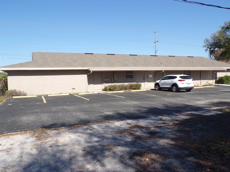 More Photos Of 2001-2005 Us Hwy 98, Lakeland Office For Lease