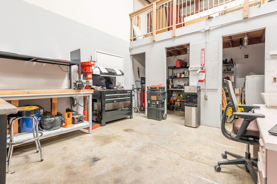 More Photos Of 1247 S Buena Vista St, San Jacinto Warehouse For Sale