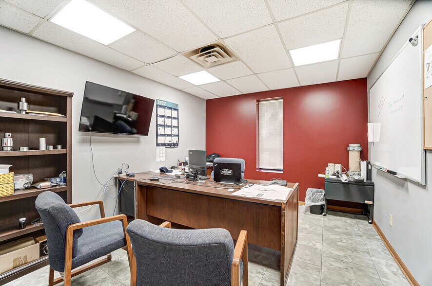 More Photos Of 5589 W National Rd, Springfield Warehouse For Sale