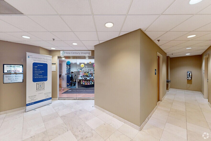 More Photos Of 555 Kinderkamack Rd, Oradell Medical For Sale