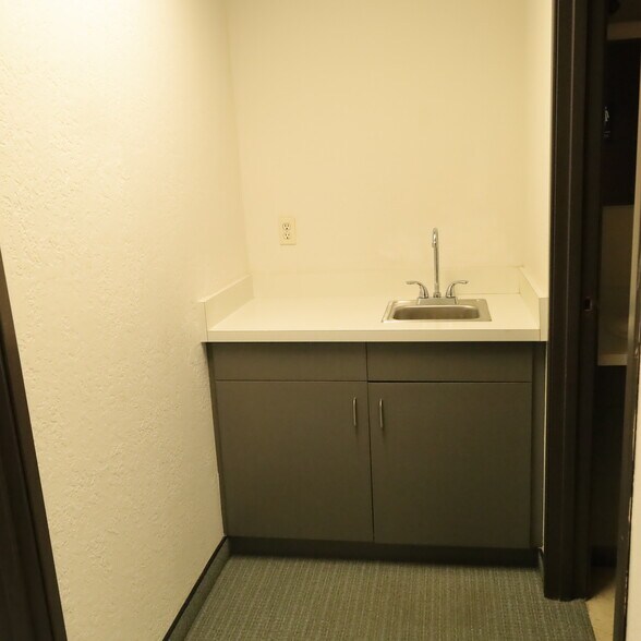 More Photos Of 15455 Red Hill Ave, Tustin Light Distribution For Lease