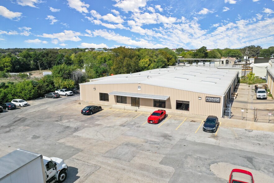 More Photos Of 9300 Brown Ln, Austin Warehouse For Lease