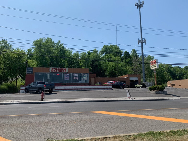 More Photos Of 2792 Erie Blvd E, Syracuse Freestanding For Sale