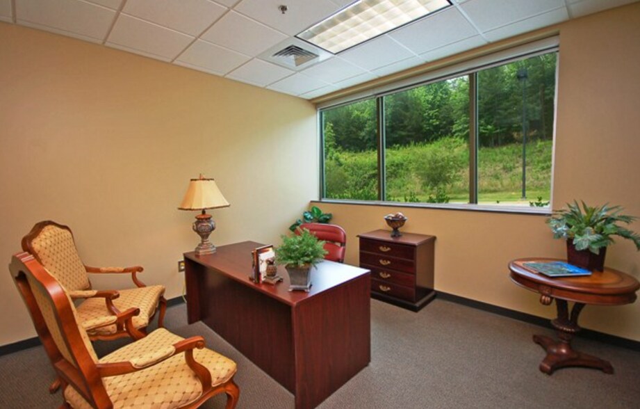 More Photos Of 3598 Highway 11, Travelers Rest Office For Sale