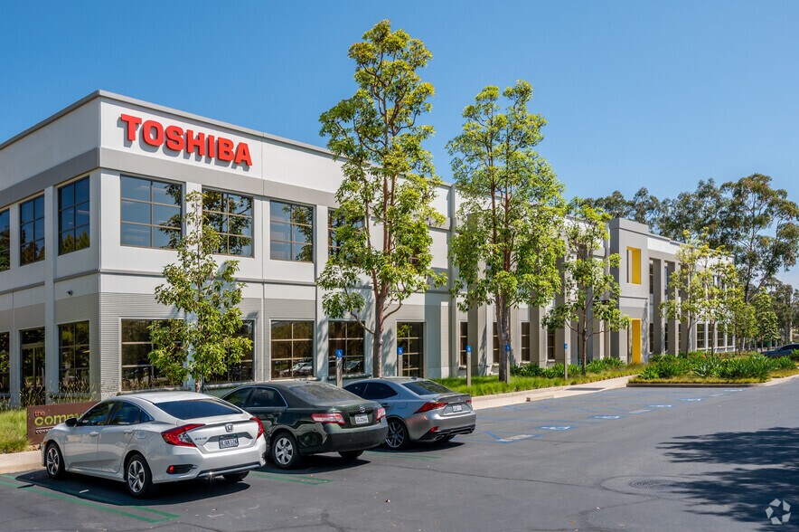 More Photos Of 5241 California Ave, Irvine Office For Sale