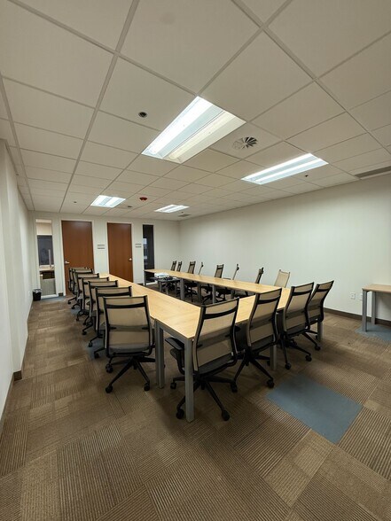 More Photos Of 50 W Broadway, Salt Lake City Coworking Space