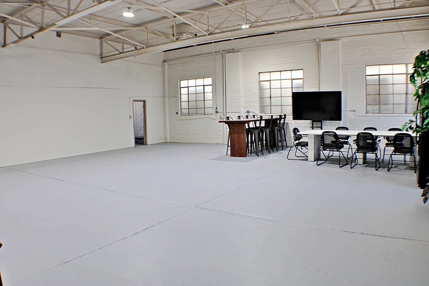 More Photos Of 1500 Wyoming Ave, El Paso Auto Repair For Sale