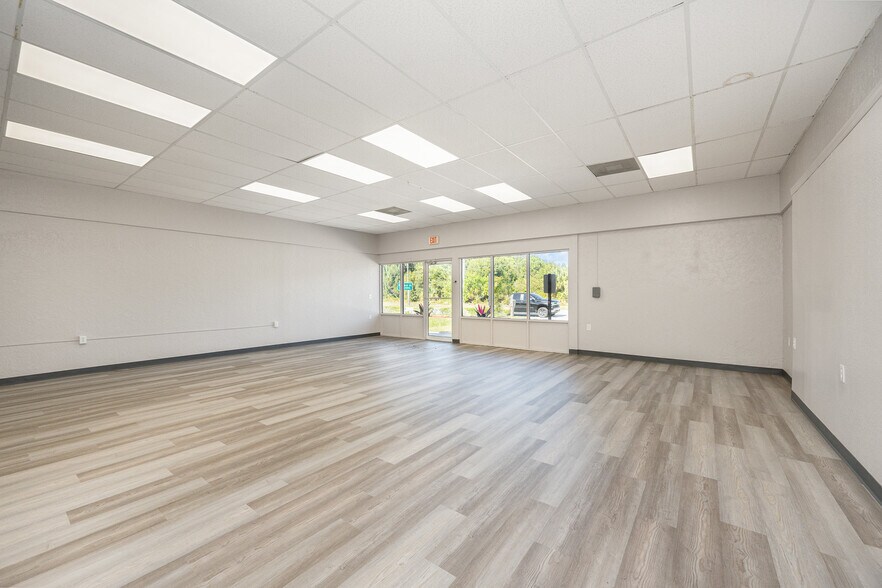 More Photos Of 1332 Malabar Rd SE, Palm Bay Industrial For Lease