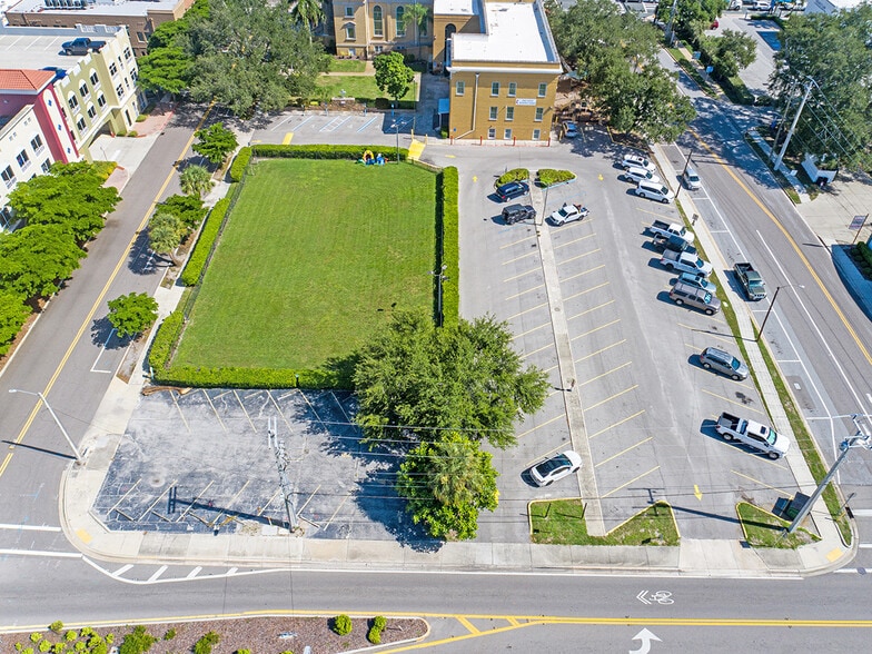 More Photos Of 603 11th St W, Bradenton Religious Facility For Sale