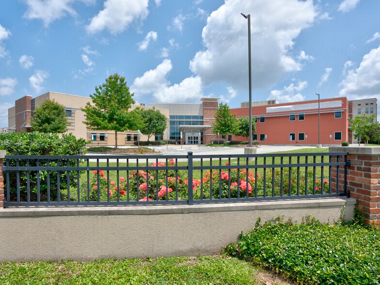 More Photos Of 3801 Bienville Ave, New Orleans Rehabilitation Center For Sale