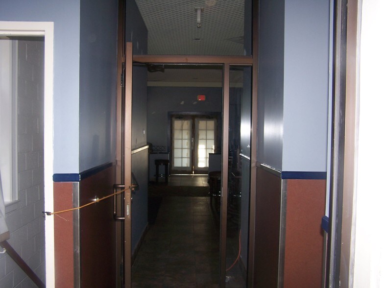 More Photos Of 14 S Main St, Pittsford Storefront Retail Office For Lease