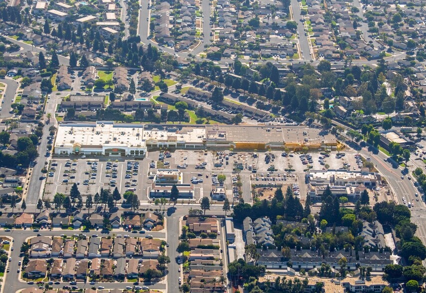 More Photos Of 700-960 Arneill Rd, Camarillo Unknown For Lease