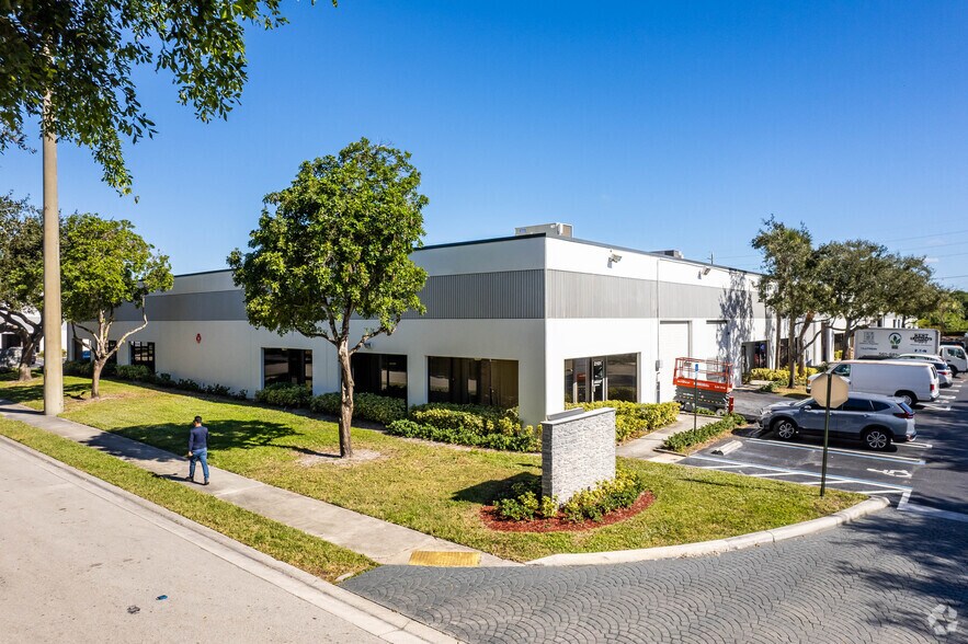 More Photos Of 2000-2023 Corporate Dr, Boynton Beach Unknown For Sale