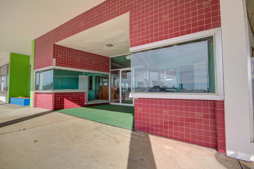 More Photos Of 1520 6th Ave SE, Decatur Unknown For Lease