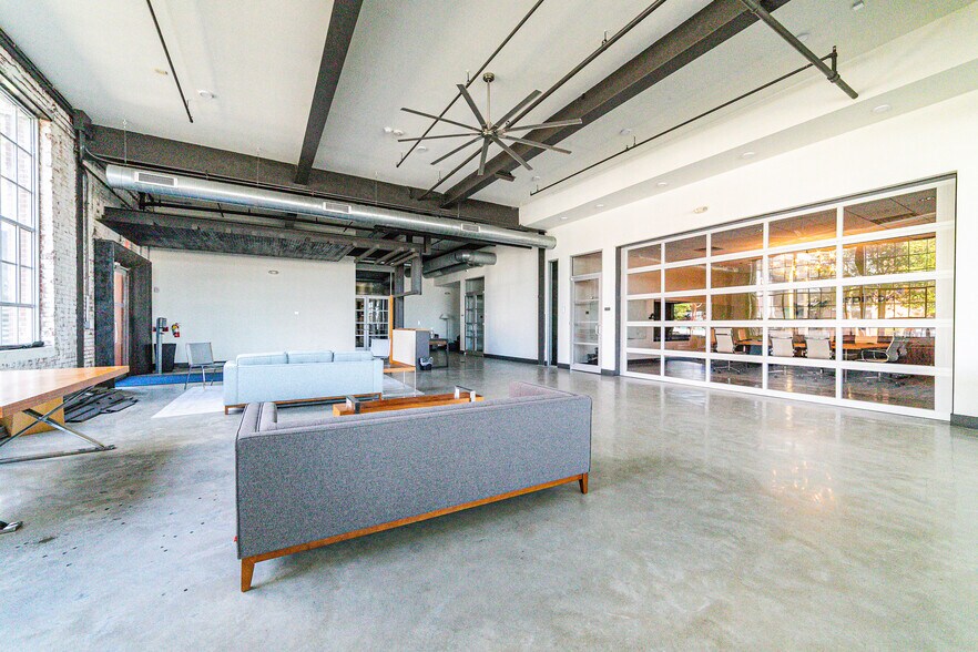 More Photos Of 1506 6th Ave, Columbus Office Residential For Lease