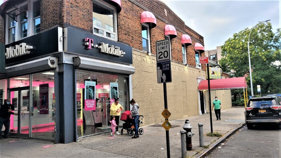 More Photos Of 8219 Roosevelt Ave, Jackson Heights General Retail For Sale